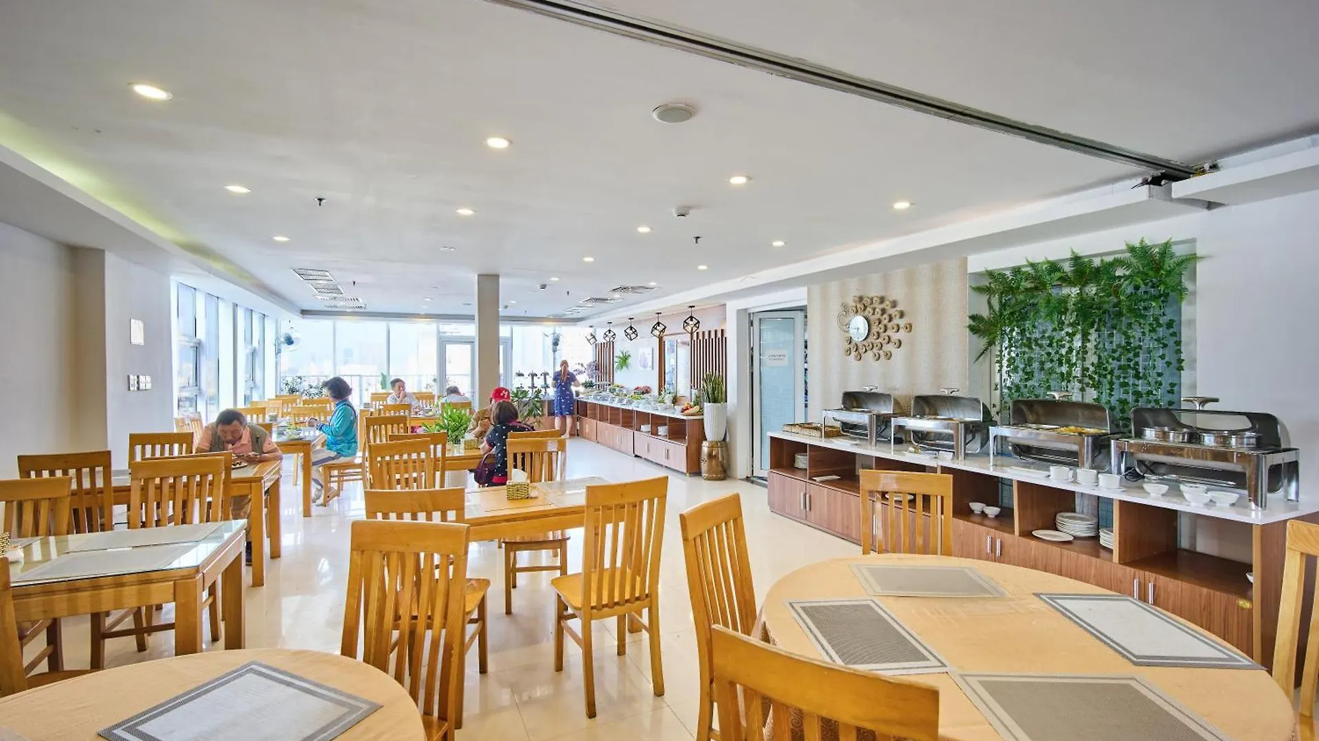 Golden Light Da Nang Hotel